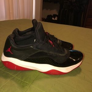 Nike Air Jordan’s CMFT Sz 12 low red/black patent leather